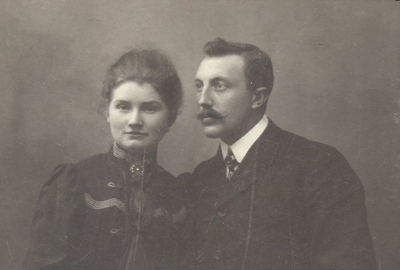 182 Het echtpaar C. Voltman-Ubbink, de ouders van Wil Vaags' tweede echtgenoot Jan Bernard Voltman