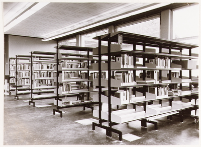 1014 Interieur bibliotheek
