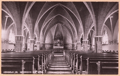 099 Het interieur van de St. Willibrorduskerk, na de verbouwing van de kerk in 1924, waarbij het gehele interieur werd ...