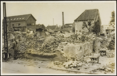1281 Het totaal verwoeste stadje Rhenen; verwoest door Duitsche artillerie