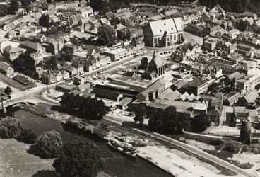 3223 Luchtfoto van een deel van de binnenstad (het ei) van Doetinchem