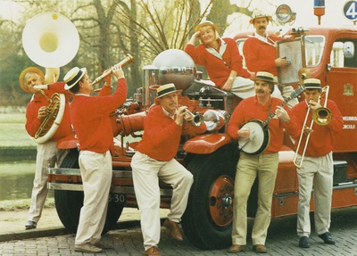 3282 Opname van de 'Hotsnacks'. Ze speelden jazz - New Orleans style. De band bestond van 1982 tot 1999. Het hoogtepunt ...