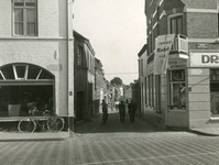 1095-27-034 Straatbeeld