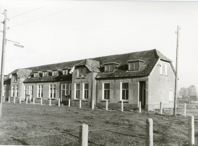 1319-475 Woningen bij ijzergieterij 'Lovink'