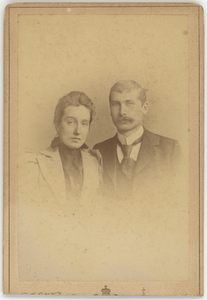 284-0020 Antoinette, barones van Hövell van Wezeveld en Westerflier, en Louis, baron van Voorst tot Voorst, 1880-1900