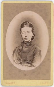 284-0024 Onbekende jonge vrouw, 1880-1900
