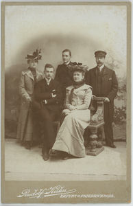 112-0041 Familie portret, 1880-1940
