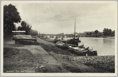 2622 Arnhem, Rijn met Schipbrug, ca. 1910