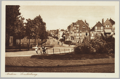 3818 Arnhem - Sonsbeekweg, ca. 1930
