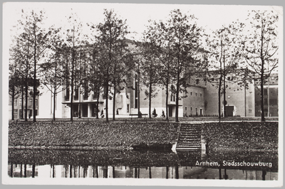 414 Arnhem, Stadsschouwburg, 1941-04-05