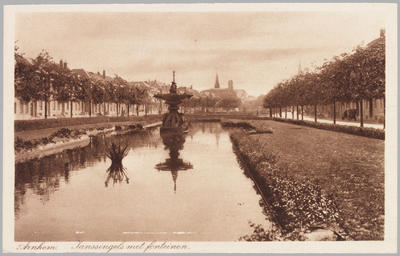 618 Arnhem, Janssingels met fonteinen, ca. 1930