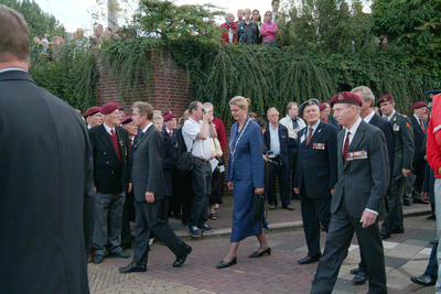 2540 Herdenking Slag om Arnhem, 17-09-2004