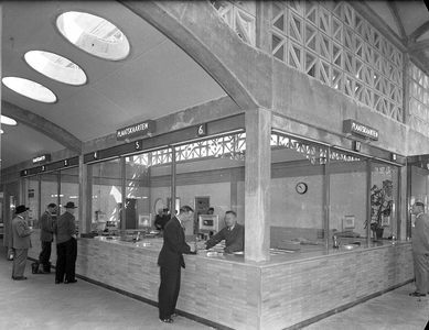 14537 Station, 1953