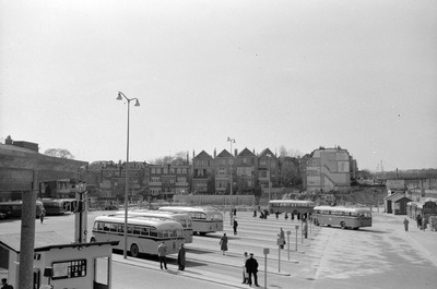 14938 Stationsplein vanaf 1945, 1945-1950
