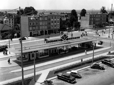 14955 Stationsplein vanaf 1945, September 1954