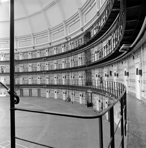 18231 Wilhelminastraat. Koepelgevangenis P.I. De Berg , 03-04-1986