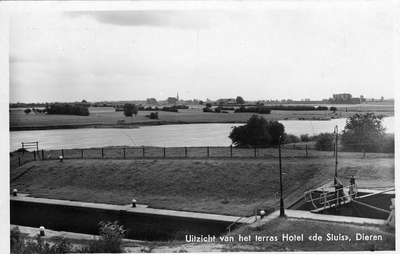 3346 Dieren, Uitzicht van het terras Hotel <de Sluis>, 1940-1950