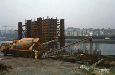 13222 Roermondspleinbrug (Nelson Mandelabrug), ca. 1976