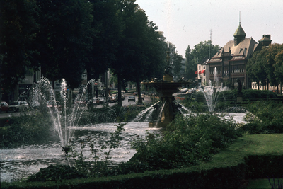 4525 Jansbuitensingel, 1980-1985