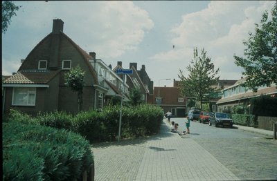 1113 P.J. Troelstrastraat, 1980 - 1990