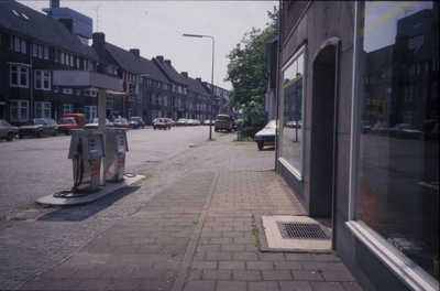 1472 Rosendaalsestraat, 1980 - 1990