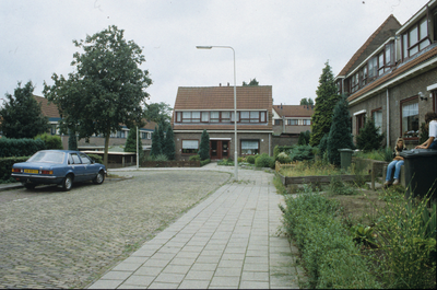 1830 Eekhoornstraat, 1990 - 2000