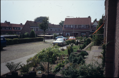 1831 Eekhoornstraat, 1990 - 2000