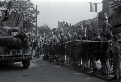1033 Actie Amsterdam helpt Arnhem , 1945