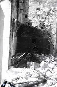 705 Arnhem verwoest 1945, 1945