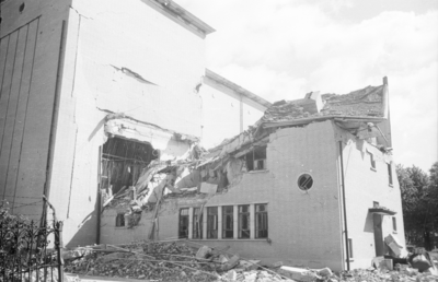 107 Arnhem verwoest, 1945
