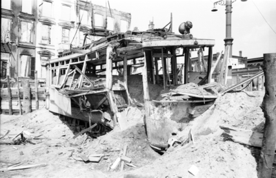 6 Arnhem verwoest, 1945
