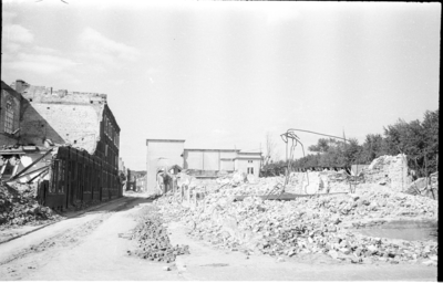 680 Arnhem verwoest, 1945