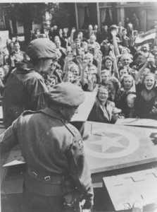 5880 Bevrijding, 1945