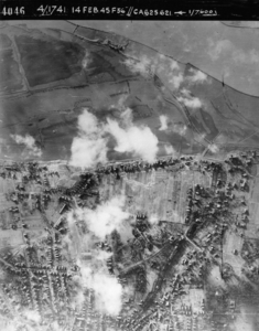 1146 LUCHTFOTO'S, 14-02-1945