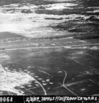 1586 LUCHTFOTO'S, 07-04-1945