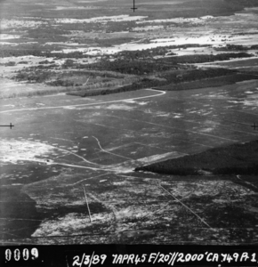 1629 LUCHTFOTO'S, 07-04-1945