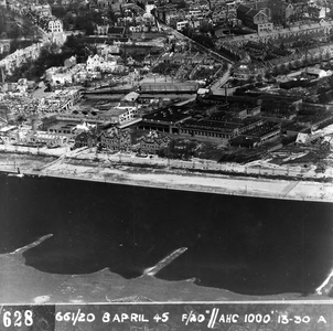 1674 LUCHTFOTO'S, 8 april 1945