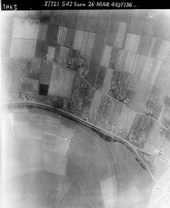 192 LUCHTFOTO'S, 26-03-1944