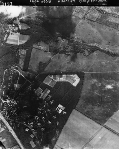 210 LUCHTFOTO'S, 06-09-1944