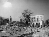 3238 VERWOESTINGEN, 1945