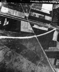 390 LUCHTFOTO'S, 12-09-1944