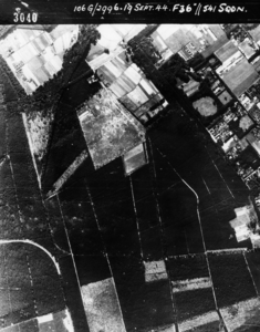 642 LUCHTFOTO'S, 19-09-1944