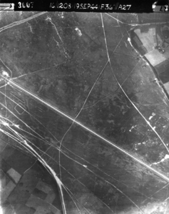 652 LUCHTFOTO'S, 19-09-1944