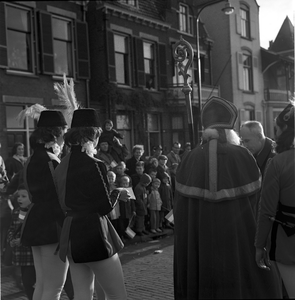 243 Intocht Sint Nicolaas, ca. 1960