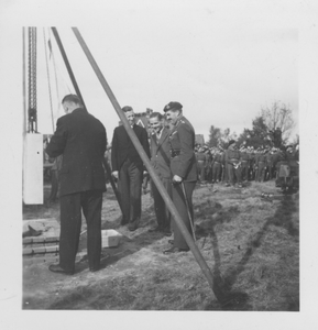 406 Airborne Monument Oosterbeek, 25 september 1945