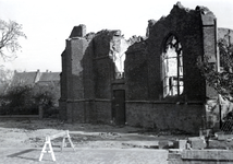 1111 Kerk, 1945