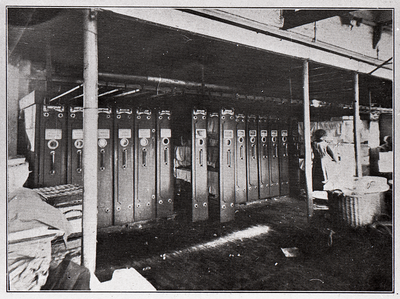 5.01-0009 Interieur van stoomblekerij De Kolk in Amersfoort, 1920-1930