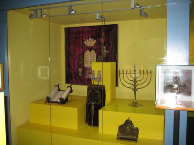 3963 tentoonstellingsruimte synagoge Elburg, 17-08-2010
