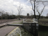 5844 De Oude Sluis gelegen in het oude kanaal van Sint Andries, naast het fort Sint Andries, 30-01-2013