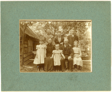 2 De familie van Delden, 04-06-1905